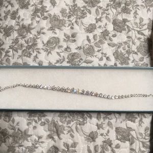 Touchstone crystal everlasting necklace